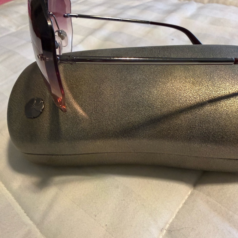 CHANEL Pink Gradient Sunglasses with Silver Case - Picture 2 of 6